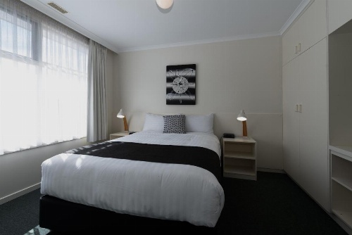 Barclay Motor Inn image 11