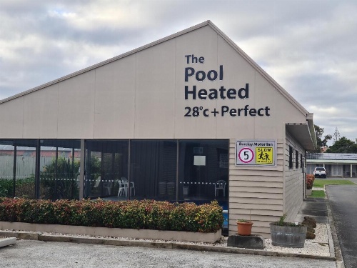 Barclay Motor Inn image 19