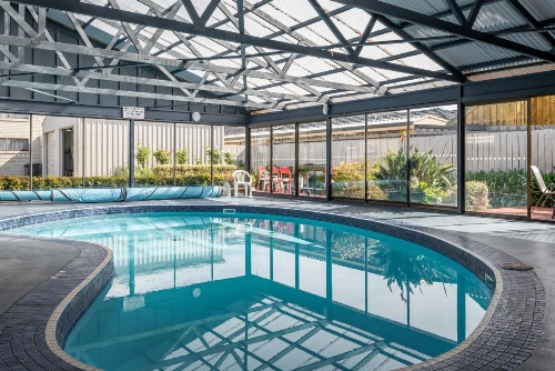 Barclay Motor Inn image 23