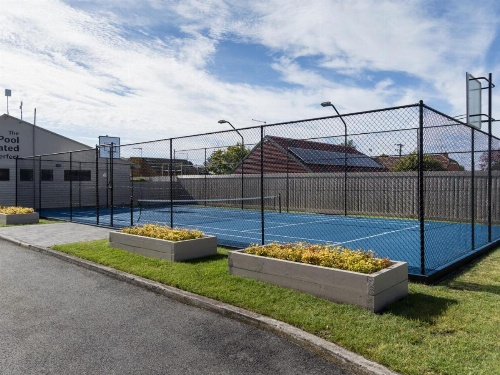 Barclay Motor Inn image 28