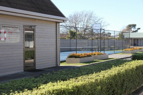 Barclay Motor Inn image 29