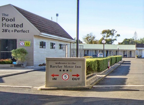 Barclay Motor Inn image 30