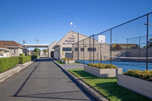 Barclay Motor Inn image 37