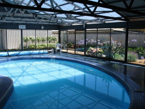 Barclay Motor Inn image 38